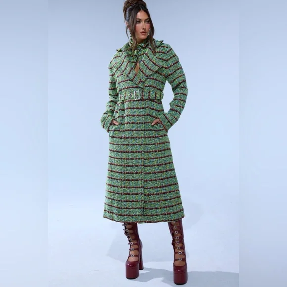 IT’S GIVING LUCK TWEED TRENCH - Picture 2 of 12